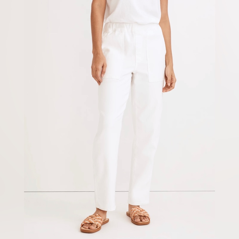 Madewell Tall Pull-On Relaxed Jeans in Tile White Item NF770